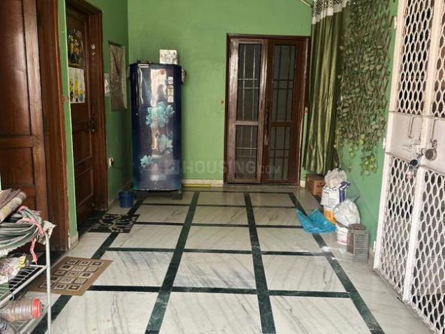 2 BHK Independent Builder Floor in Laxmi Nagar for rent New Delhi. The reference number is 18919252