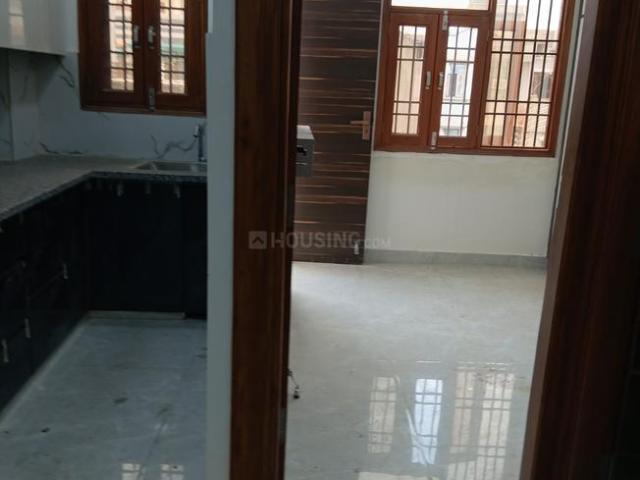 2 BHK Independent Builder Floor in Laxmi Nagar for rent New Delhi. The reference number is 19585744