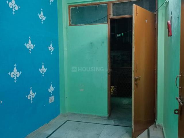 2 BHK Independent Builder Floor in Laxmi Nagar for rent New Delhi. The reference number is 20414580