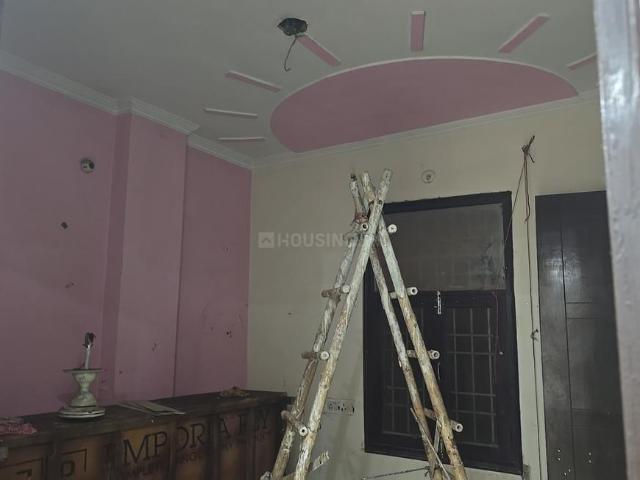2 BHK Independent Builder Floor in Laxmi Nagar for resale New Delhi. The reference number is 20685415
