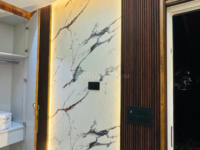 2 BHK Independent Builder Floor in Punjabi Bagh for rent New Delhi. The reference number is 20384308