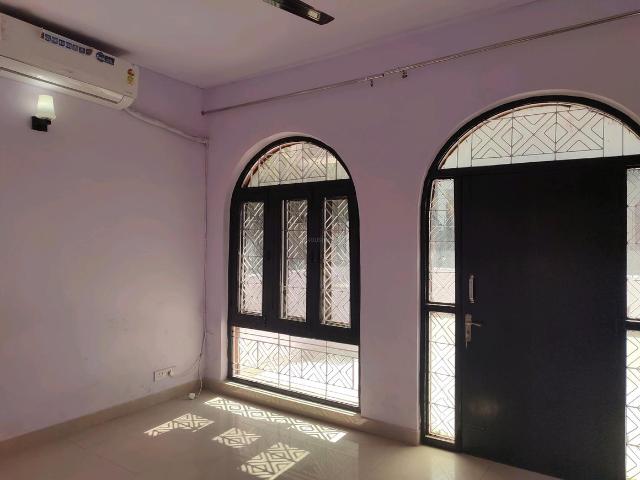 2 BHK Independent Builder Floor in Palam Vihar for rent Gurgaon. The reference number is 16375820