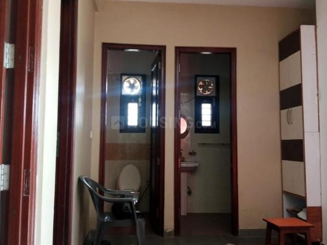 2 BHK Independent Builder Floor in Palam Vihar for rent Gurgaon. The reference number is 18603262