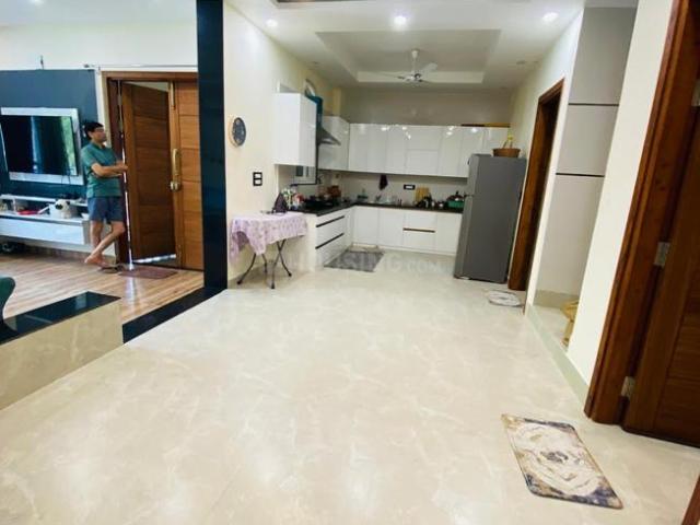 2 BHK Independent Builder Floor in Palam Vihar for rent Gurgaon. The reference number is 19224407