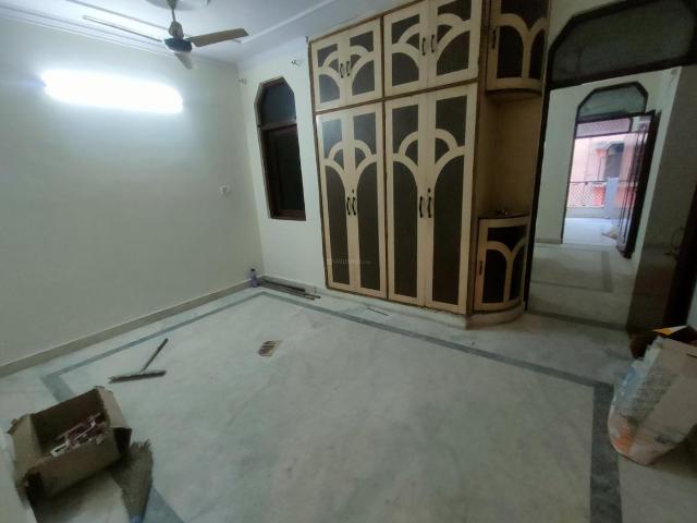 2 BHK Independent Builder Floor in Pandav Nagar for resale New Delhi. The reference number is 7800552