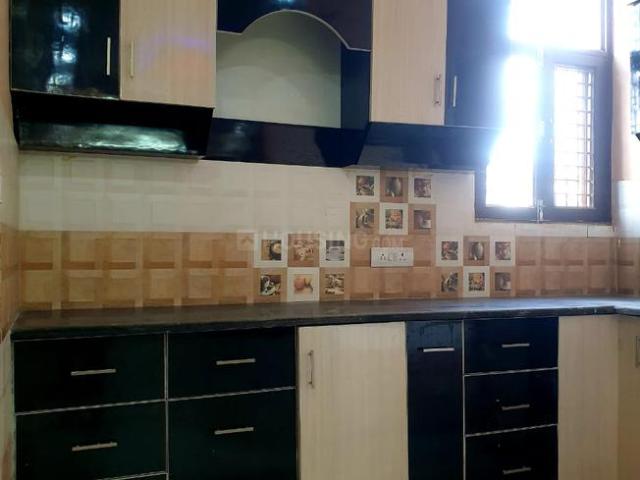 2 BHK Independent Builder Floor in Pandav Nagar for resale Ghaziabad. The reference number is 20192260