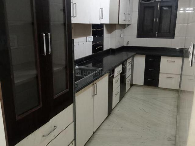 2 BHK Independent Builder Floor in Paschim Vihar for rent New Delhi. The reference number is 15934449