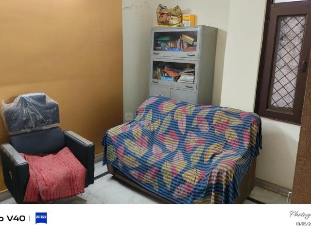 2 BHK Independent Builder Floor in Paschim Vihar for rent New Delhi. The reference number is 19819194