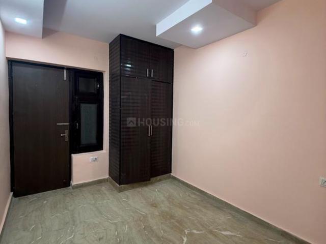 2 BHK Independent Builder Floor in Paschim Vihar for rent New Delhi. The reference number is 20841425