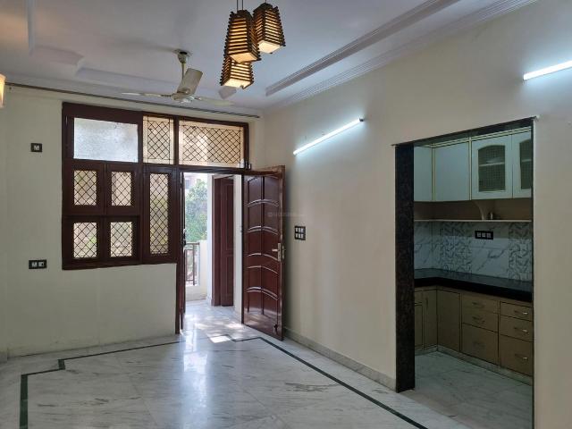 2 BHK Independent Builder Floor in Paschim Vihar for resale New Delhi. The reference number is 13741988