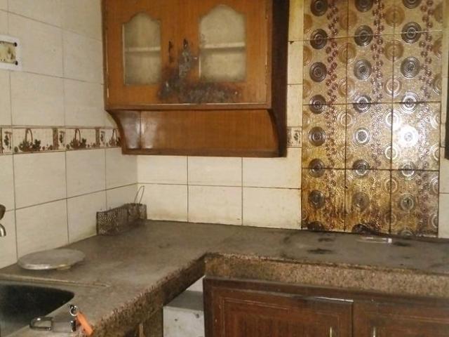 2 BHK Independent Builder Floor in Paschim Vihar for resale West Delhi. The reference number is 17106145