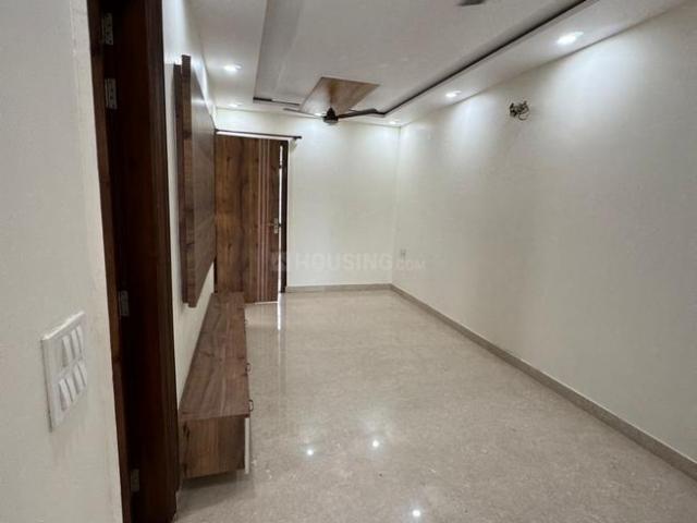 2 BHK Independent Builder Floor in Paschim Vihar for resale New Delhi. The reference number is 20276099