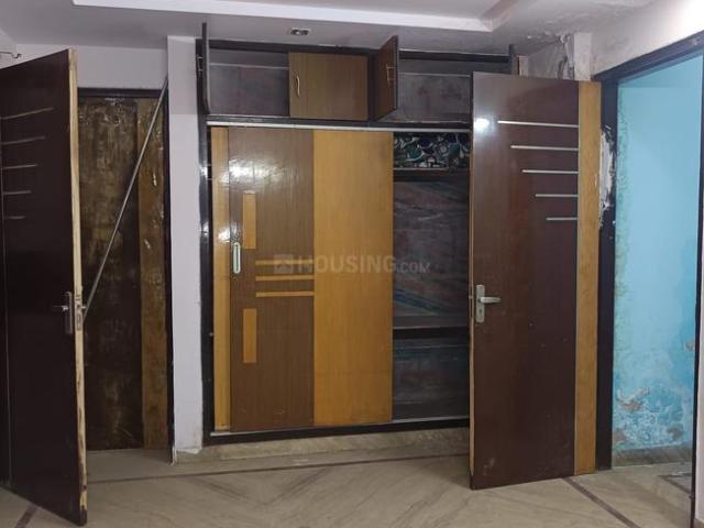 2 BHK Independent Builder Floor in Paschim Vihar for resale New Delhi. The reference number is 20341029