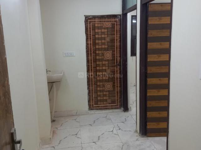 2 BHK Independent Builder Floor in Patel Nagar for rent New Delhi. The reference number is 13068851