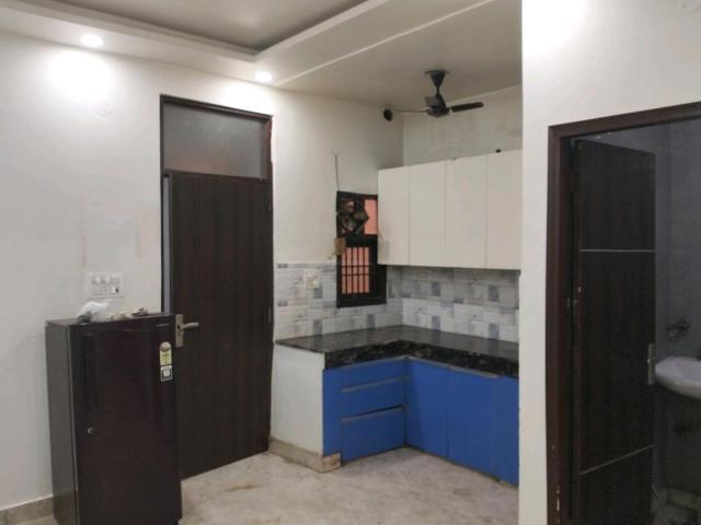2 BHK Independent Builder Floor in Patel Nagar for rent New Delhi. The reference number is 19434041
