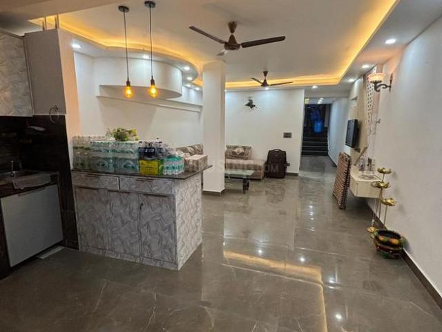 2 BHK Independent Builder Floor in Patel Nagar for rent New Delhi. The reference number is 19588405