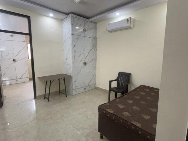 2 BHK Independent Builder Floor in Patel Nagar for rent New Delhi. The reference number is 20329583