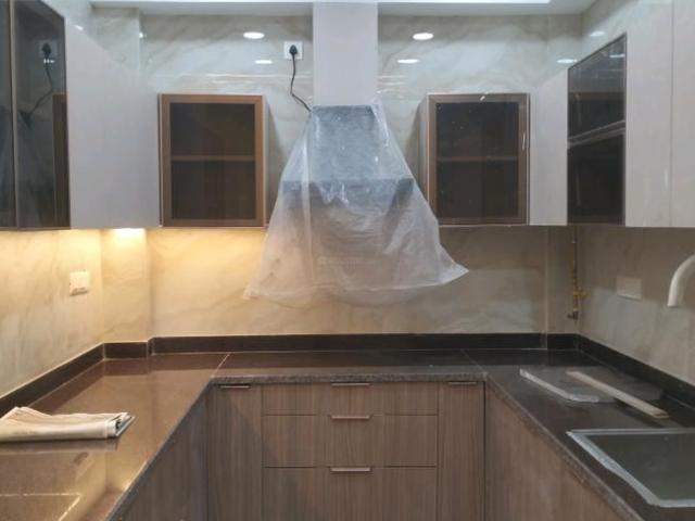 2 BHK Independent Builder Floor in Patel Nagar for rent New Delhi. The reference number is 20677527