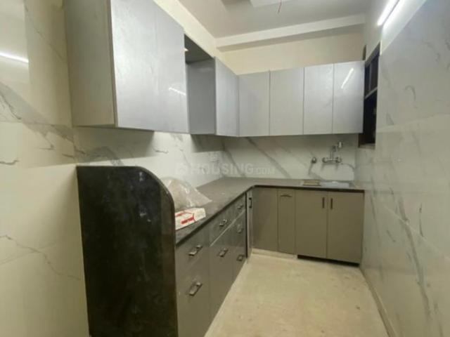 2 BHK Independent Builder Floor in Patel Nagar for resale Delhi Central. The reference number is 11561993
