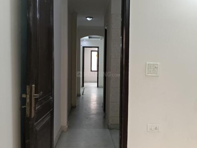 2 BHK Independent Builder Floor in Patel Nagar for resale Delhi Central. The reference number is 17414437