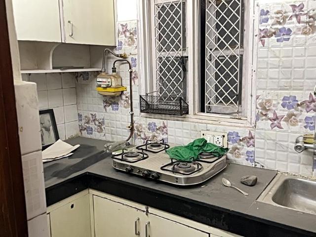 2 BHK Independent Builder Floor in Patel Nagar for resale Delhi Central. The reference number is 17014321