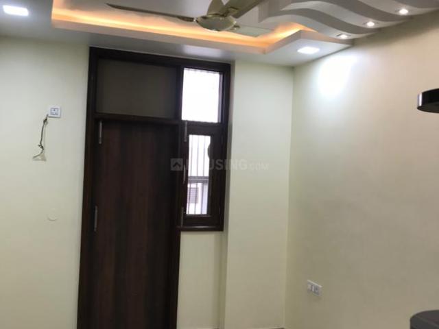 2 BHK Independent Builder Floor in Patel Nagar for resale Delhi Central. The reference number is 12703734