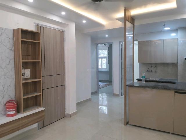 2 BHK Independent Builder Floor in Patparganj for resale New Delhi. The reference number is 19737324