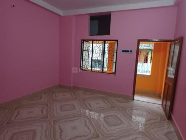 2 BHK Independent Builder Floor in Patuli for rent Kolkata. The reference number is 20579355
