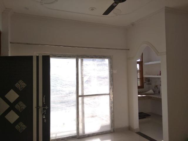 2 BHK Independent Builder Floor in Phool Bagh Colony for rent Lucknow. The reference number is 20417674