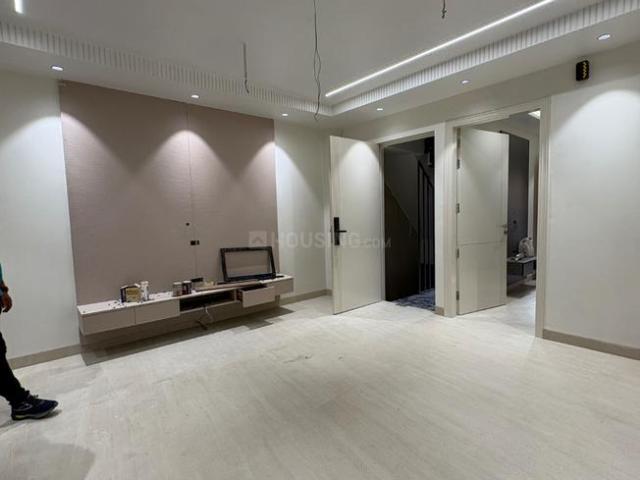 2 BHK Independent Builder Floor in Pitampura for rent New Delhi. The reference number is 20400497