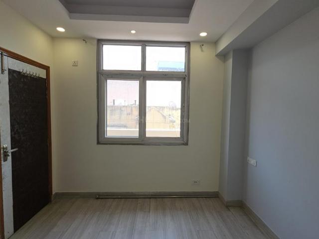 2 BHK Independent Builder Floor in Pitampura for rent New Delhi. The reference number is 20274694
