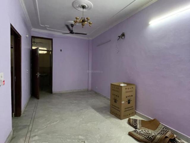 2 BHK Independent Builder Floor in Pitampura for rent New Delhi. The reference number is 9358015