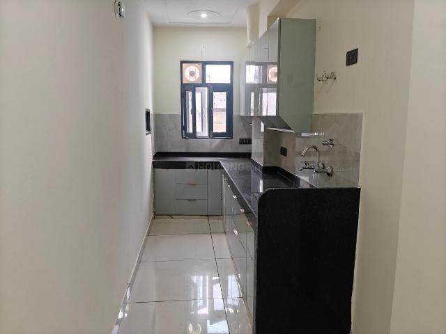 2 BHK Independent Builder Floor in Pochanpur Colony for rent New Delhi. The reference number is 20719678