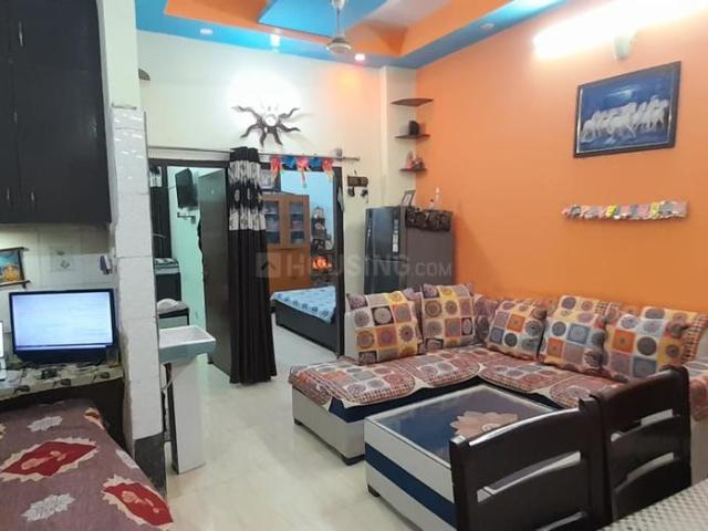 2 BHK Independent Builder Floor in Pratap Vihar for resale NH 24 Noida. The reference number is 17251194