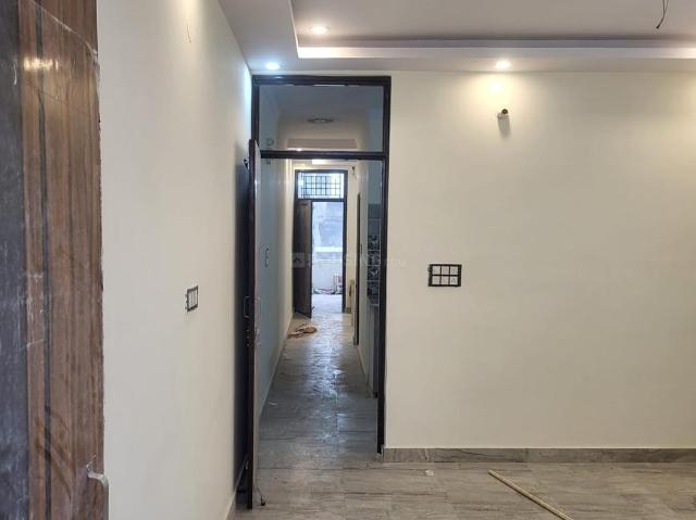 2 BHK Independent Builder Floor in Preet Vihar for rent New Delhi. The reference number is 20695904
