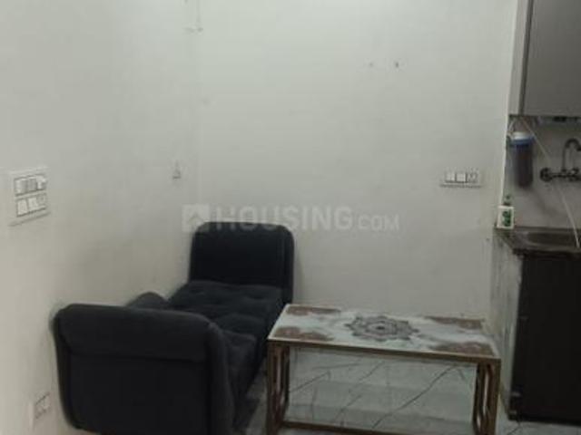 2 BHK Independent Builder Floor in Preet Vihar for rent New Delhi. The reference number is 20626010
