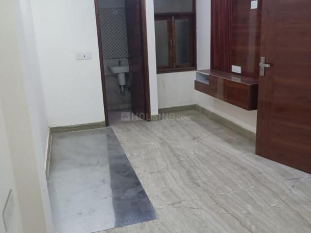 2 BHK Independent Builder Floor in Preet Vihar for rent New Delhi. The reference number is 20974139
