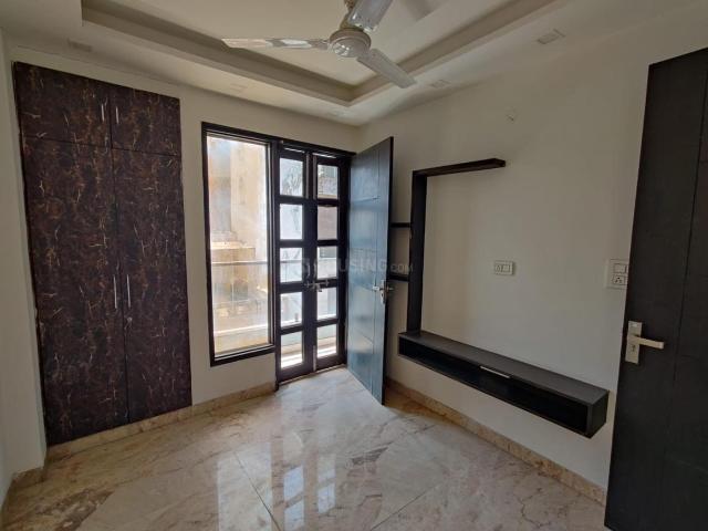 2 BHK Independent Builder Floor in Raja Garden for rent New Delhi. The reference number is 20707326