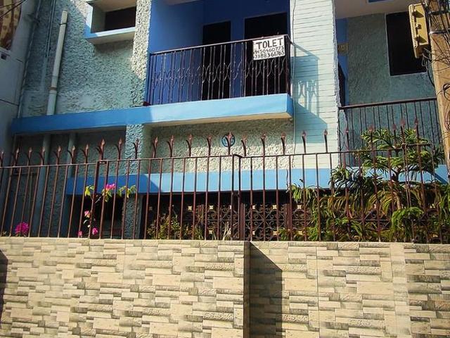 2 BHK Independent Builder Floor in Rajajipuram for rent Lucknow. The reference number is 12163391