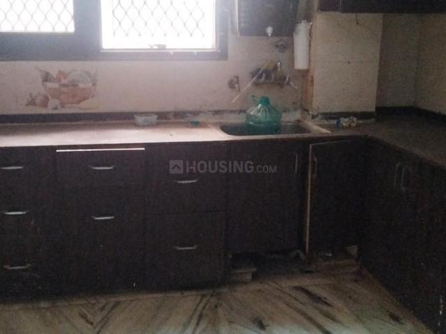 2 BHK Independent Builder Floor in Ramesh Nagar for rent New Delhi. The reference number is 16296554