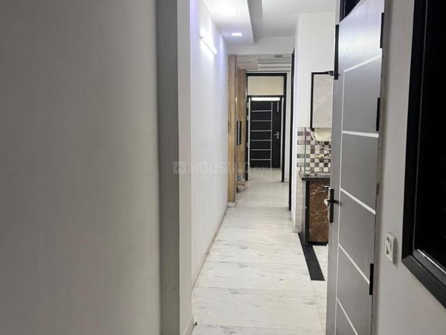 2 BHK Independent Builder Floor in Ramesh Nagar for rent New Delhi. The reference number is 19779718