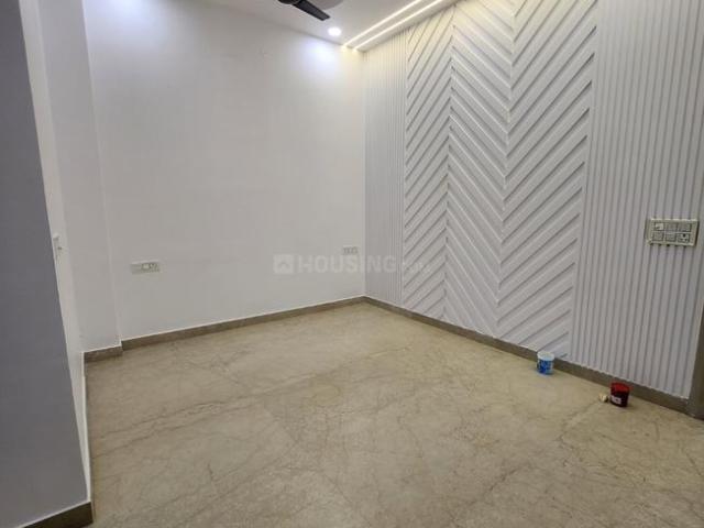 2 BHK Independent Builder Floor in Ramesh Nagar for rent New Delhi. The reference number is 19828344