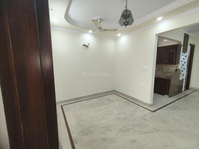2 BHK Independent Builder Floor in Ramesh Nagar for rent New Delhi. The reference number is 19896348