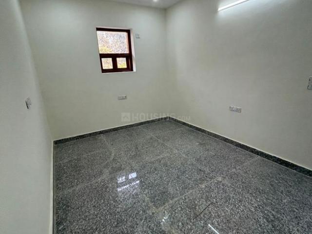 2 BHK Independent Builder Floor in Ramesh Nagar for rent New Delhi. The reference number is 19054209