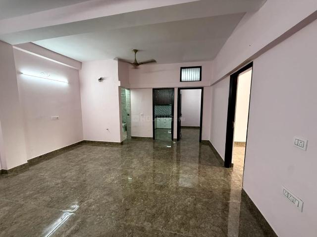 2 BHK Independent Builder Floor in Ramesh Nagar for rent New Delhi. The reference number is 20484754