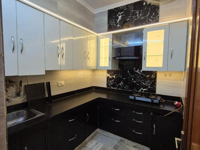 2 BHK Independent Builder Floor in Ramesh Nagar for rent New Delhi. The reference number is 20861917