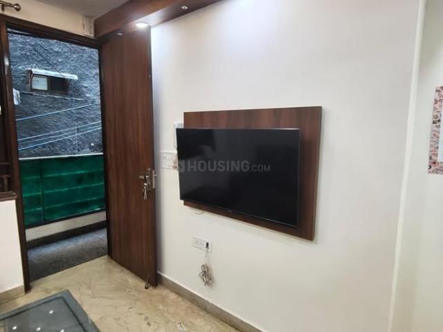 2 BHK Independent Builder Floor in Ramesh Nagar for rent New Delhi. The reference number is 20078044