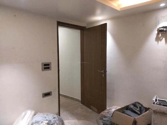 2 BHK Independent Builder Floor in Ramesh Nagar for rent New Delhi. The reference number is 20139856