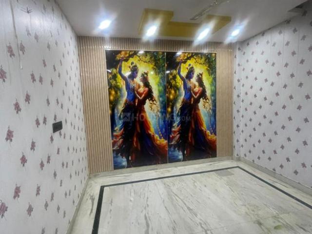 2 BHK Independent Builder Floor in Ramesh Nagar for rent New Delhi. The reference number is 20323665