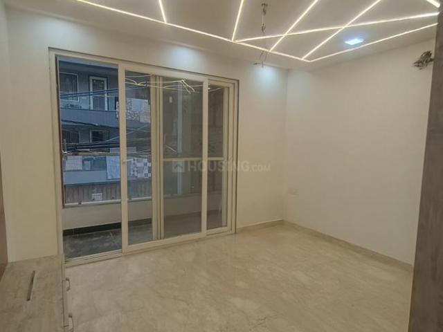 2 BHK Independent Builder Floor in Ramesh Nagar for resale New Delhi. The reference number is 19422485